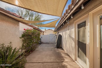 2142 Knowles Cir, Mesa, AZ 85202