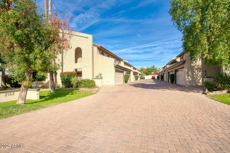 2142 Turney Ave #9, Phoenix, AZ 85016