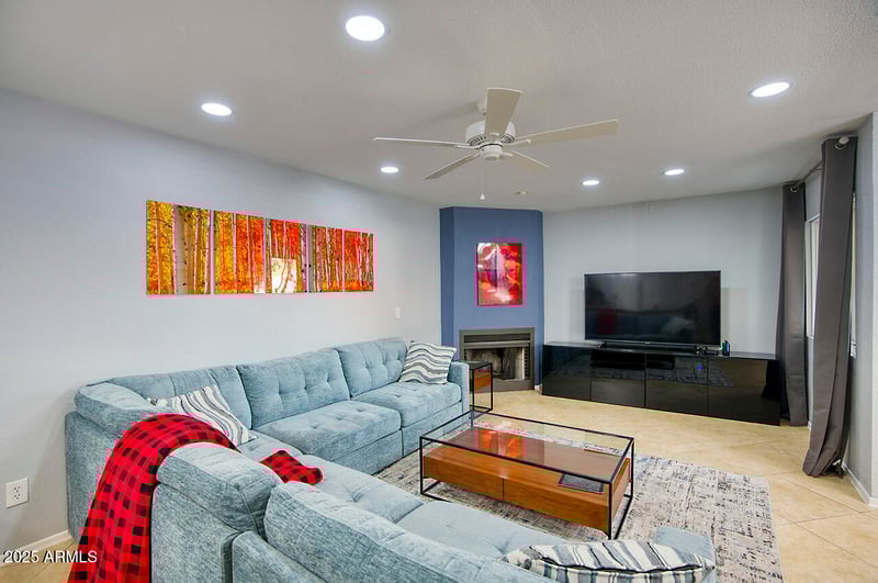2142 Turney Ave #9, Phoenix, AZ 85016