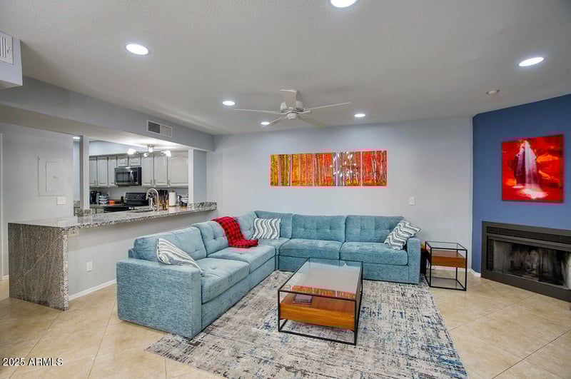 2142 Turney Ave #9, Phoenix, AZ 85016