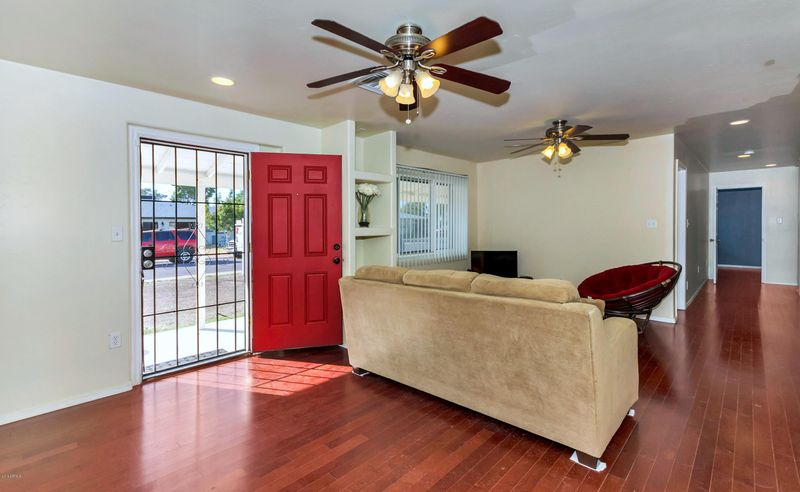 2142 W San Miguel Ave, Phoenix, AZ 85015