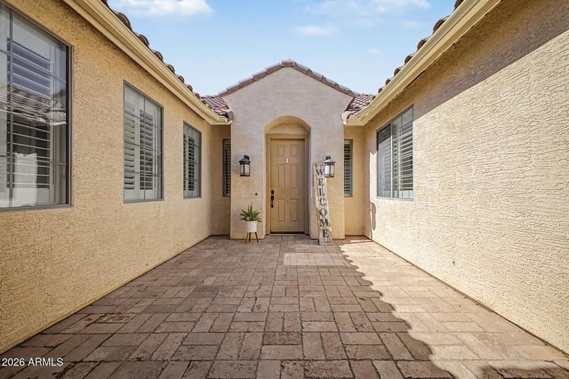 21420 Lords Way, Queen Creek, AZ 85142