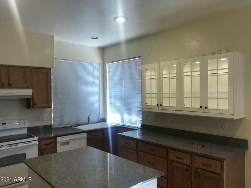 2143 E Briarwood Ter, Phoenix, AZ 85048