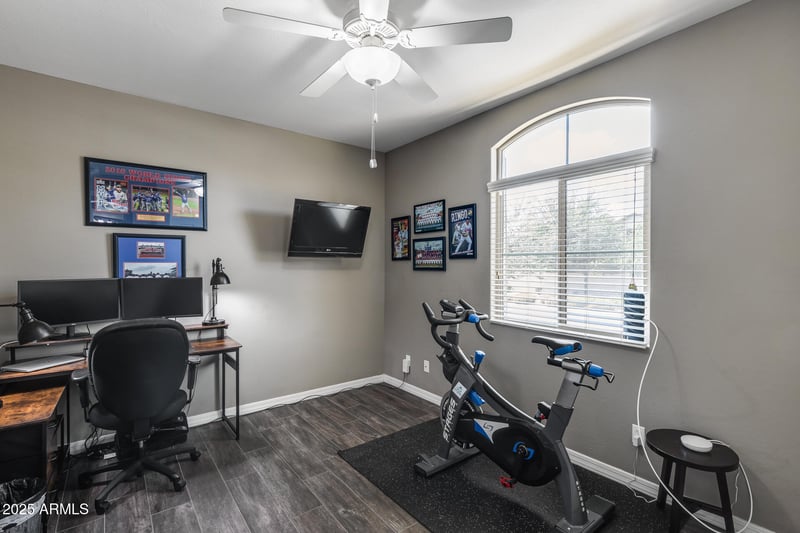 2143 Wade Dr, Gilbert, AZ 85295
