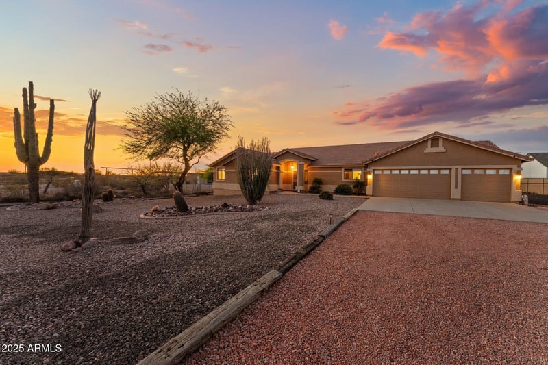 21436 Caravaggio Ln, Wittmann, AZ 85361