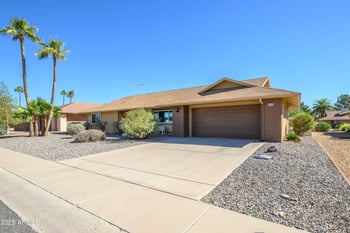 21439 Palm Desert Dr, Sun City West, AZ 85375