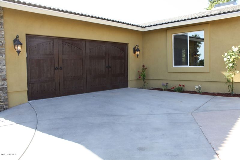 2144 E Aurelius Ave, Phoenix, AZ 85020