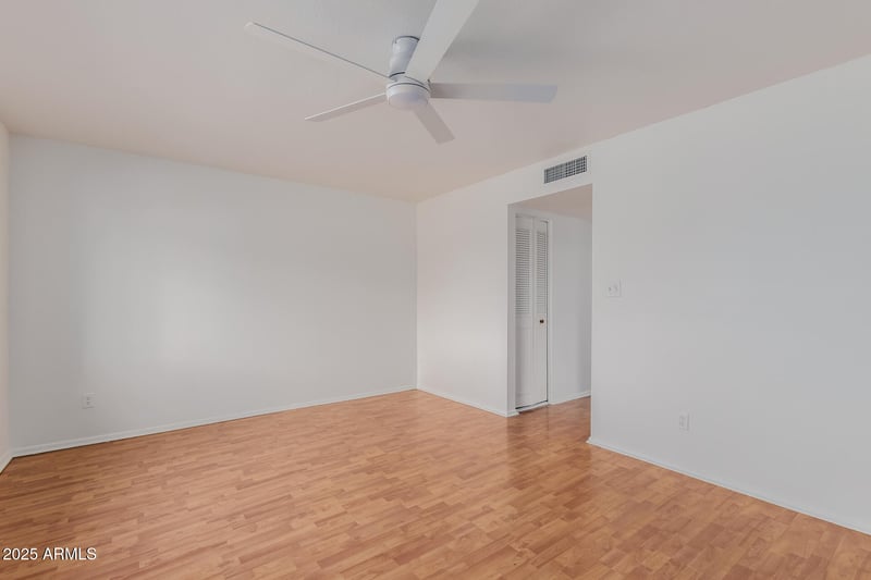 2145 Betty Elyse Ln, Phoenix, AZ 85022