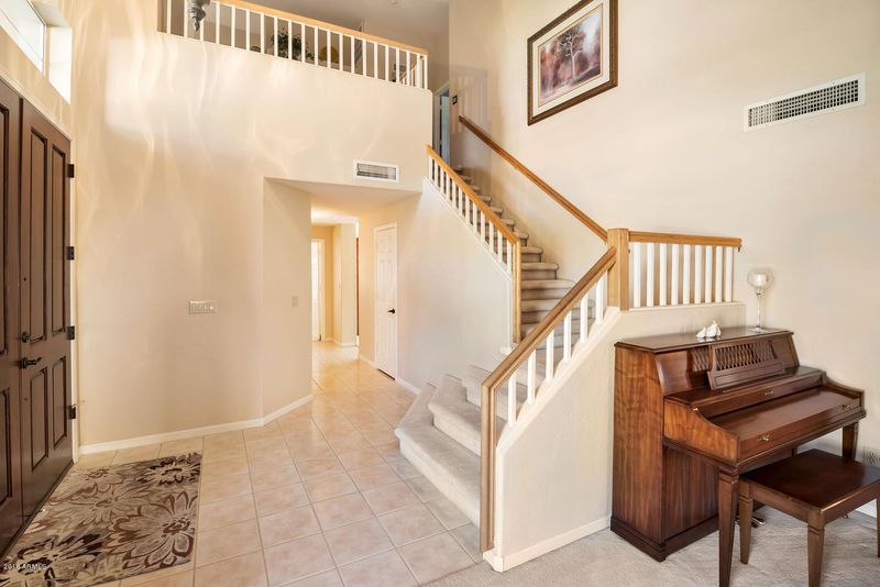 2145 E Tecoma Rd, Phoenix, AZ 85048
