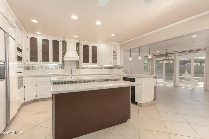 2145 Ellis Dr, Tempe, AZ 85282