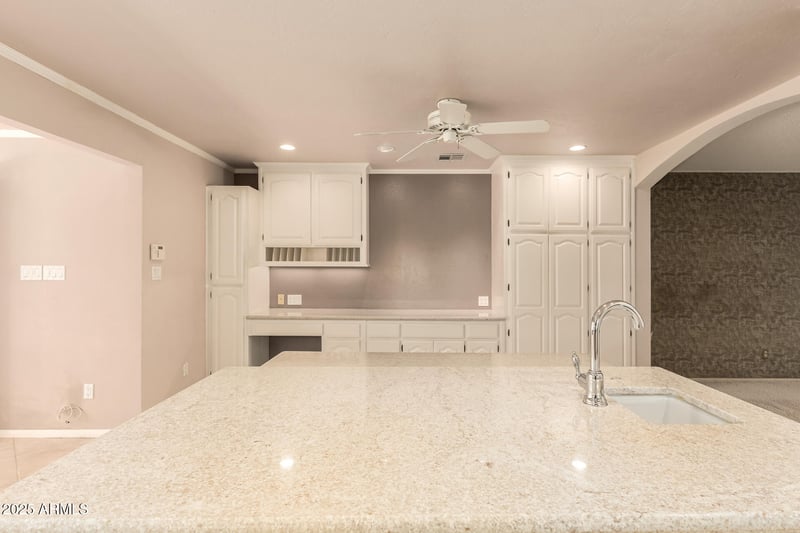 2145 Ellis Dr, Tempe, AZ 85282