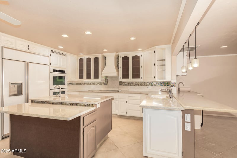 2145 Ellis Dr, Tempe, AZ 85282