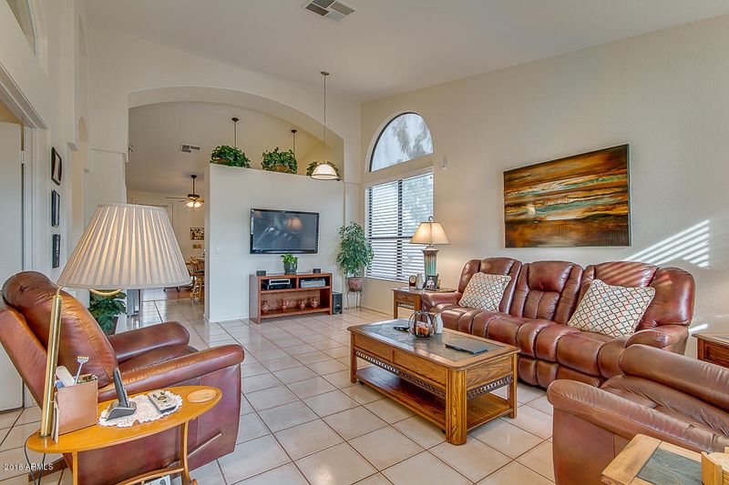 2146 E Behrend Dr, Phoenix, AZ 85024