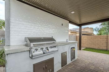 2146 Ian Dr, Phoenix, AZ 85041