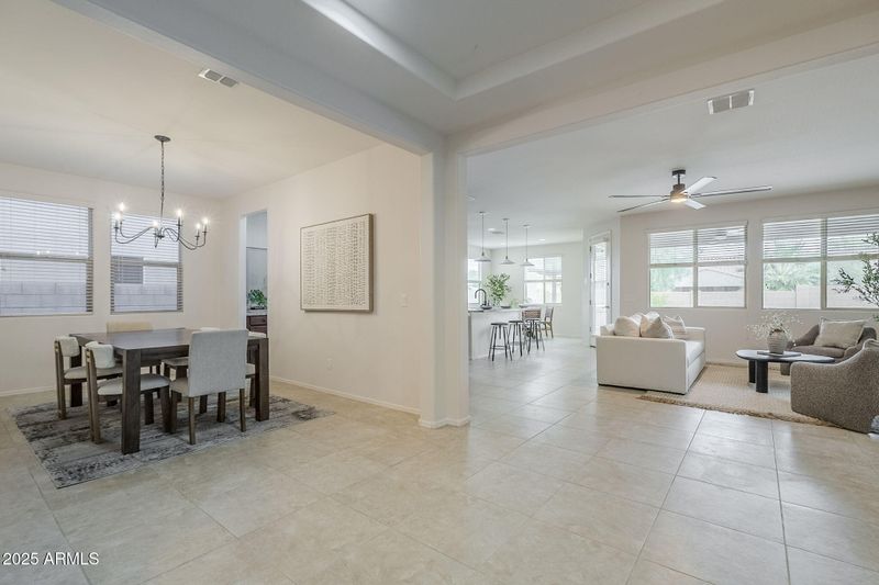 2146 W Ian Dr, Phoenix, AZ 85041