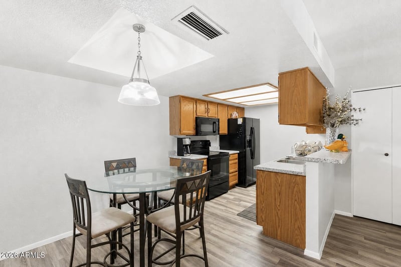 2146 Isabella Ave #215, Mesa, AZ 85202