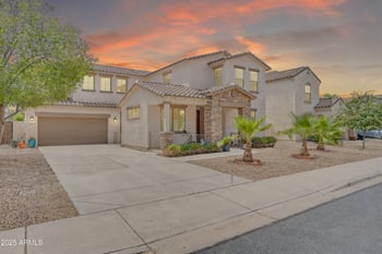 21469 Roundup Way, Queen Creek, AZ 85142