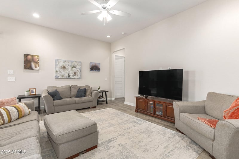 21479 104th Dr, Peoria, AZ 85382