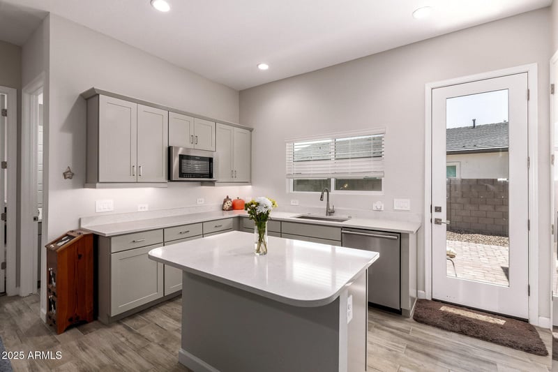 21479 104th Dr, Peoria, AZ 85382