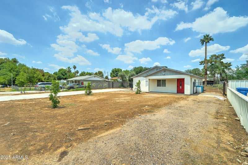 2148 Hayward Ave, Phoenix, AZ 85021