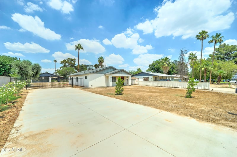 2148 Hayward Ave, Phoenix, AZ 85021