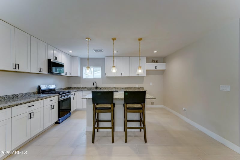 2148 Hayward Ave, Phoenix, AZ 85021