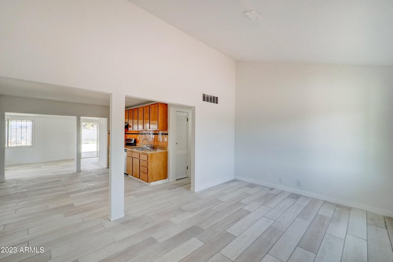 2148 Hazelwood St, Phoenix, AZ 85015