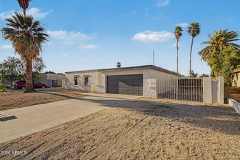 2148 Sharon Ave, Phoenix, AZ 85029