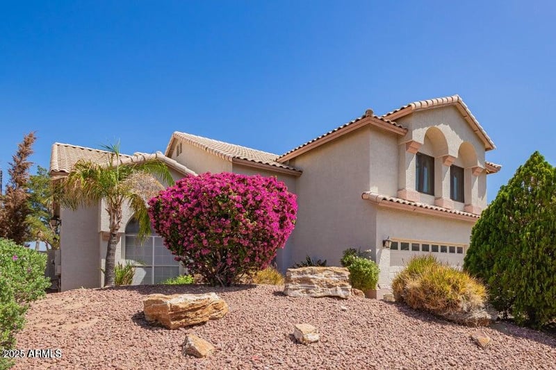 21483 65th Ave, Glendale, AZ 85308