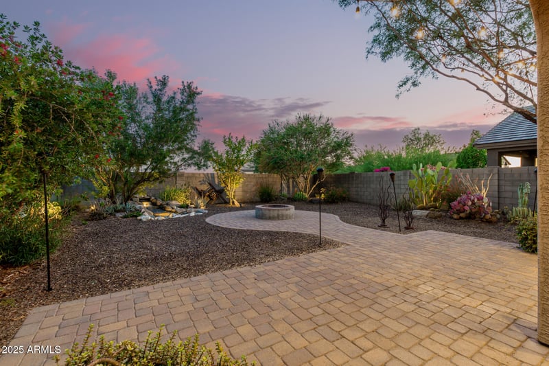 2149 Aire Libre Ave, Phoenix, AZ 85022