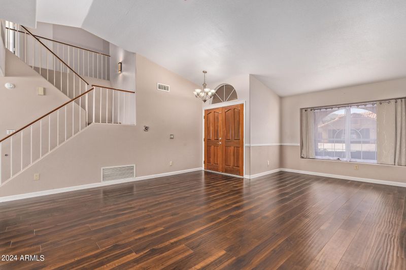 2149 E Cathedral Rock Dr, Phoenix, AZ 85048