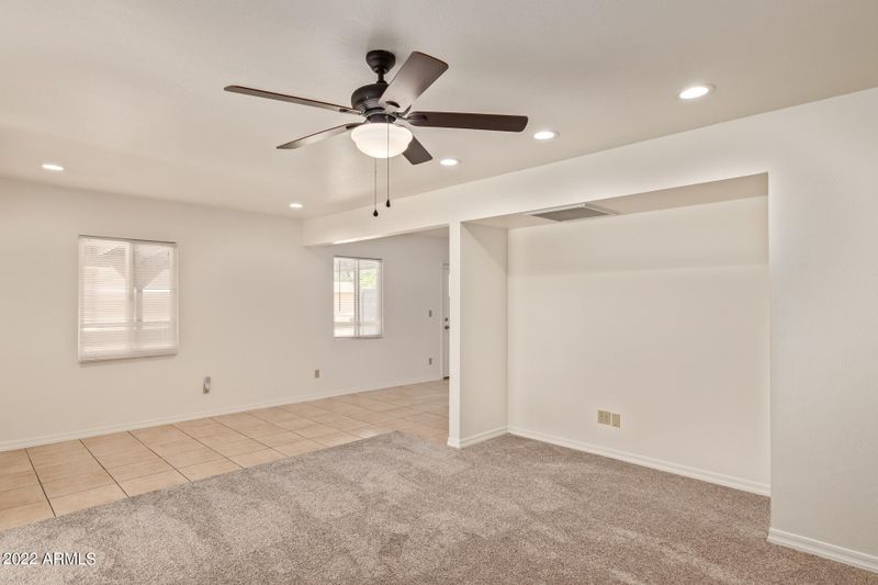 2149 E Corona Ave, Phoenix, AZ 85040