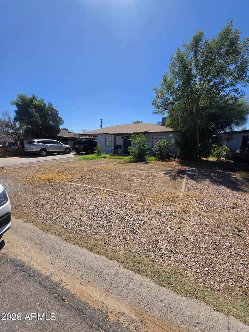 2149 W Clarendon Ave, Phoenix, AZ 85015