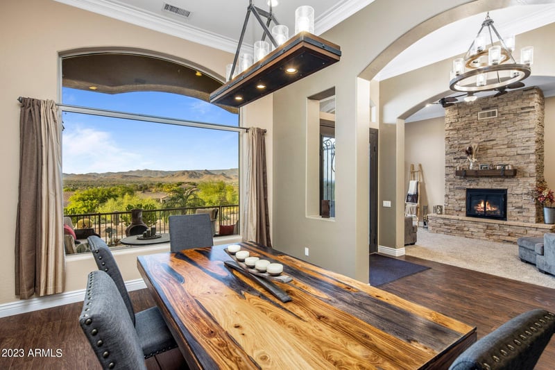 215 E Paint Your Wagon Trl, Phoenix, AZ 85085