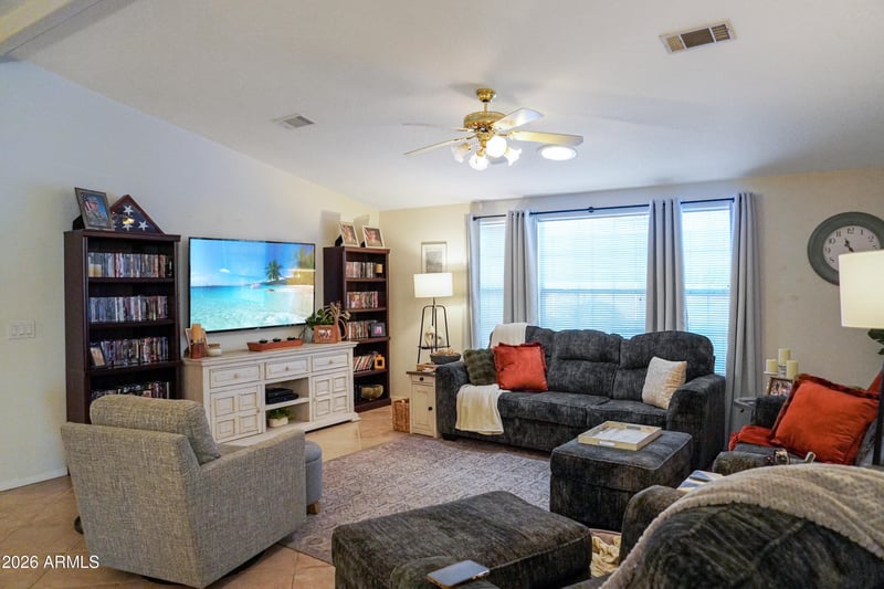 215 N Power Rd #284, Mesa, AZ 85205