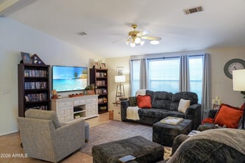 215 Power Rd #284, Mesa, AZ 85205