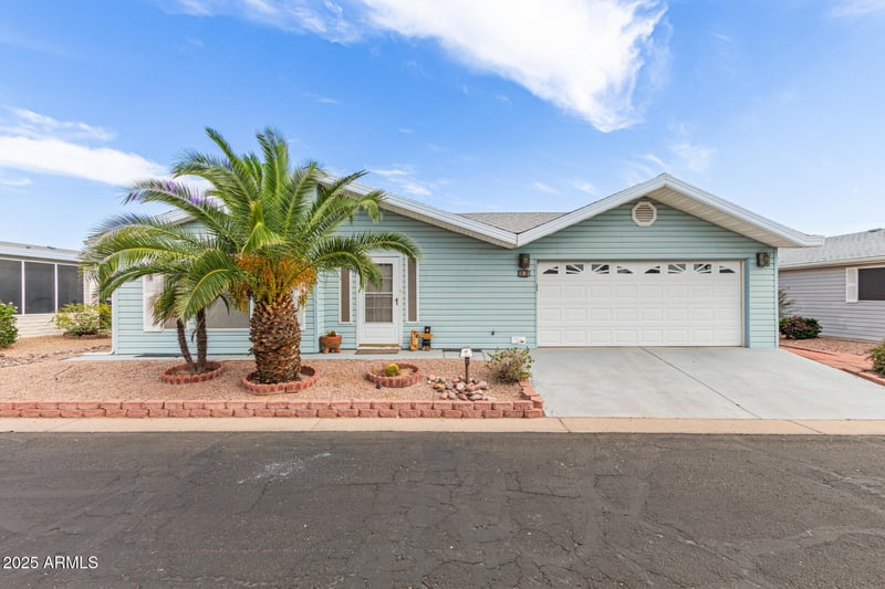 215 Power Rd #33, Mesa, AZ 85205