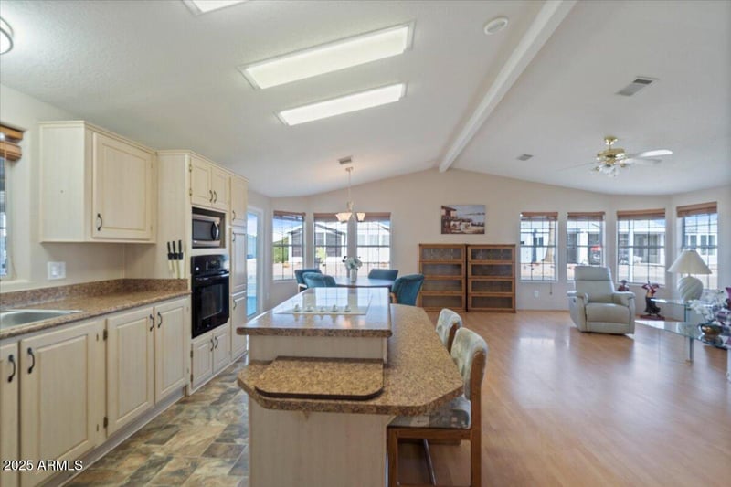 215 Power Rd #440, Mesa, AZ 85205