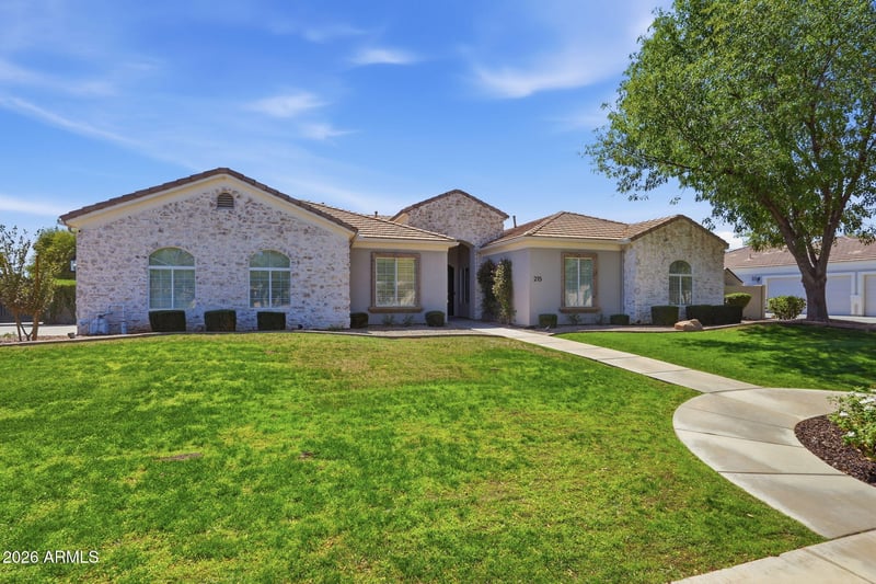215 S Parkcrest St, Gilbert, AZ 85296