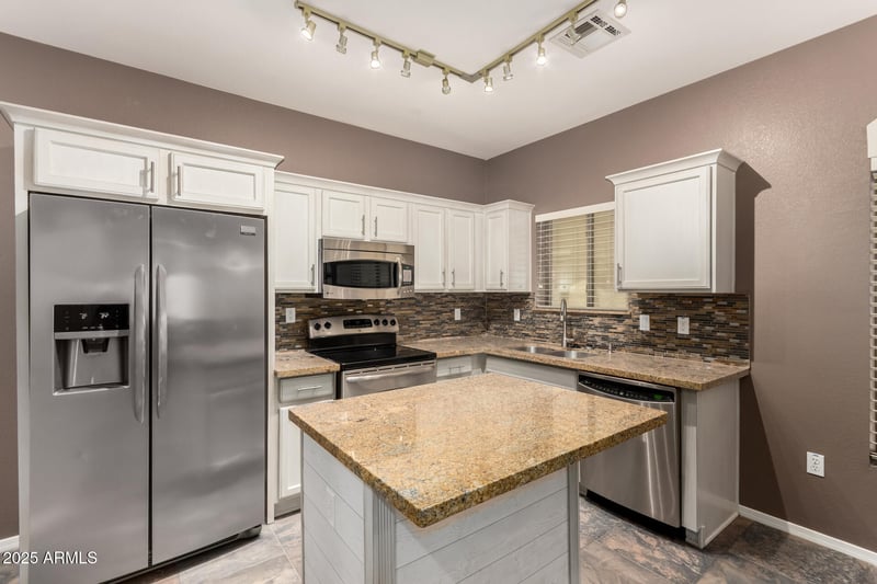 2150 Alameda Rd #1024, Phoenix, AZ 85085