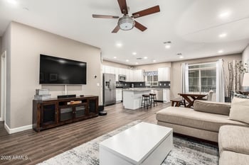2150 Alameda Rd #1098, Phoenix, AZ 85085