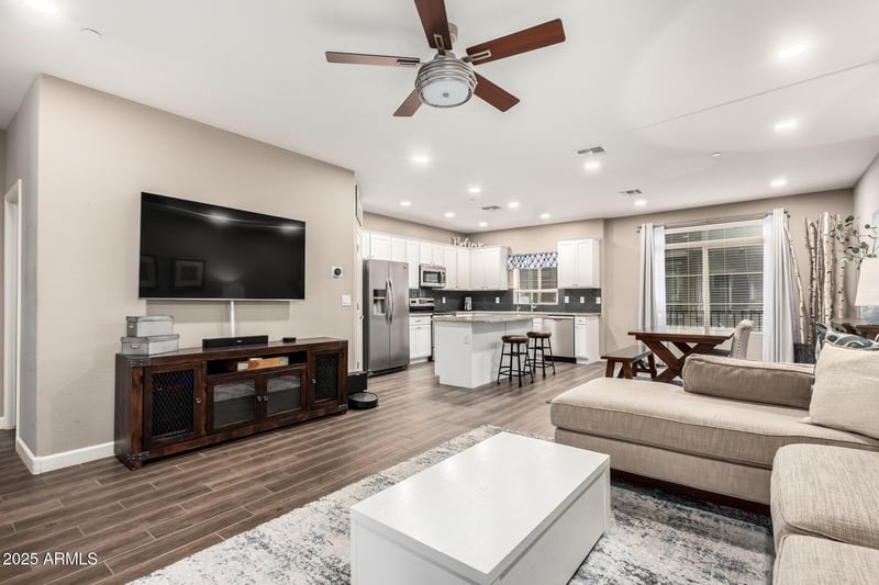 2150 Alameda Rd #1098, Phoenix, AZ 85085