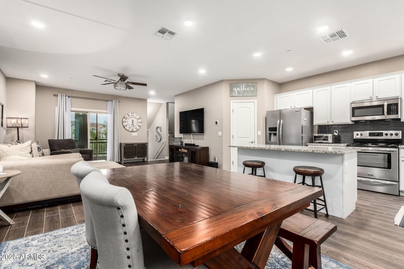 2150 Alameda Rd #1098, Phoenix, AZ 85085
