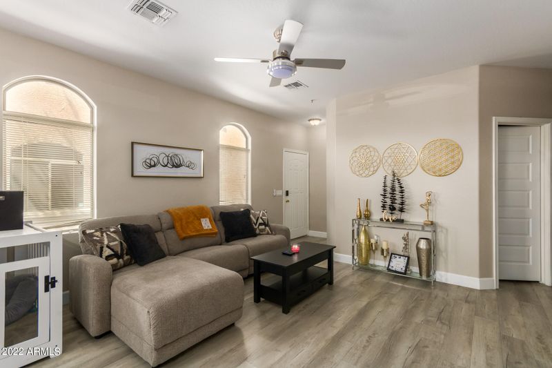2150 E Bell Rd #1010, Phoenix, AZ 85022