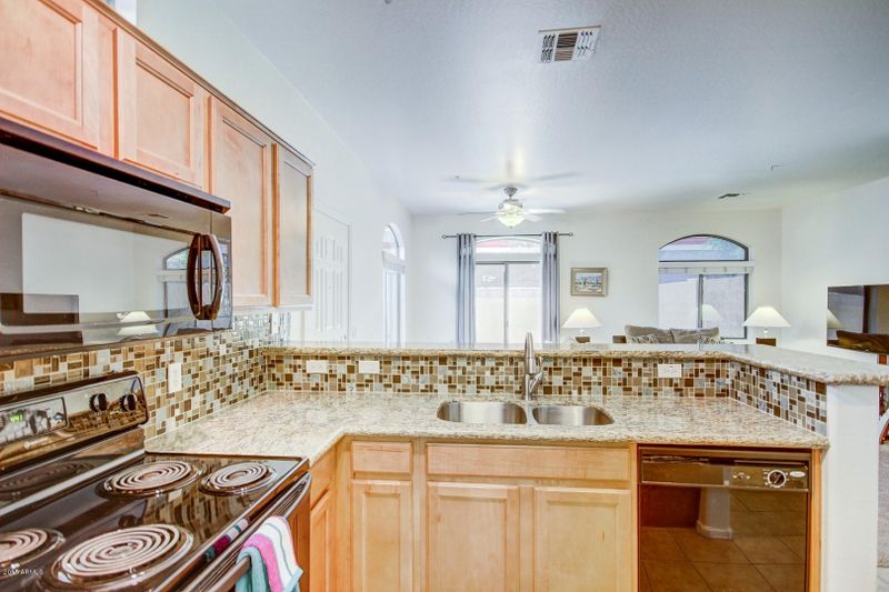 2150 E Bell Rd #1060, Phoenix, AZ 85022