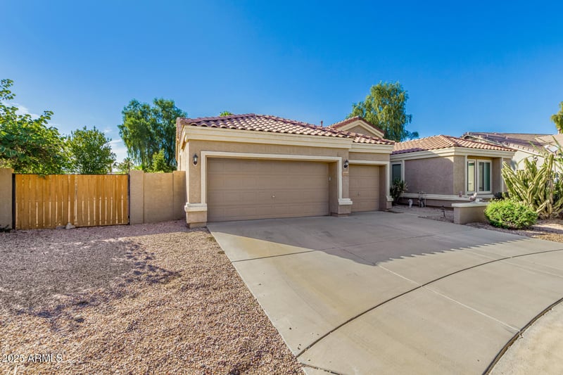21506 73rd Ave, Glendale, AZ 85308
