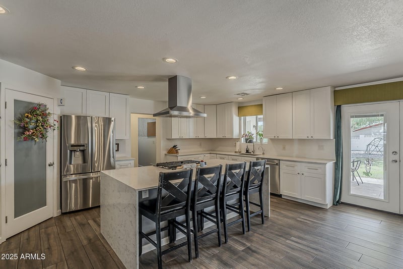 2151 Aurelius Ave, Phoenix, AZ 85020