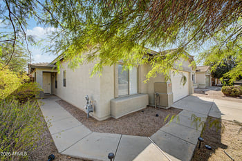 2151 W Allens Peak Dr, San Tan Valley, AZ 85144