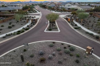 21514 58th St, Phoenix, AZ 85054