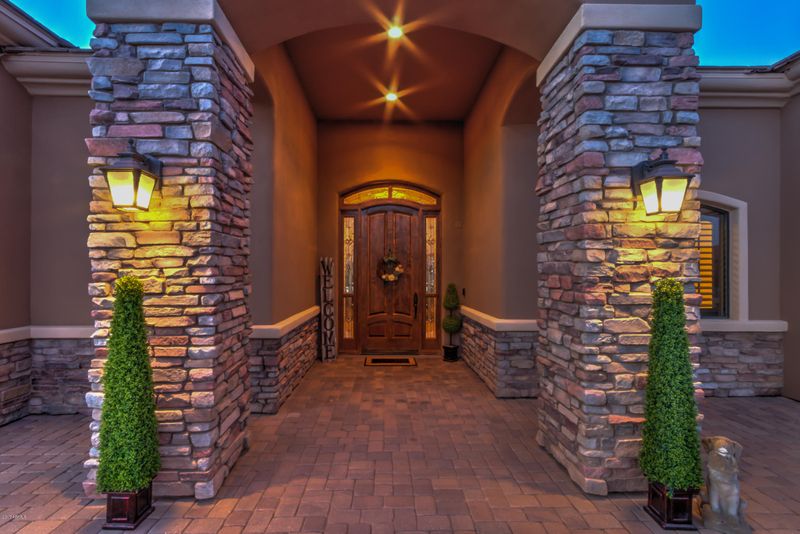 2152 E Sanoque Ct, Gilbert, AZ 85298